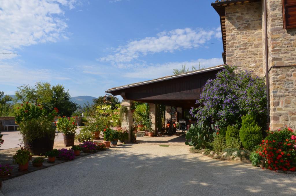 Casale Il Cerqueto Bed & Breakfast San Severino Marche Exterior photo